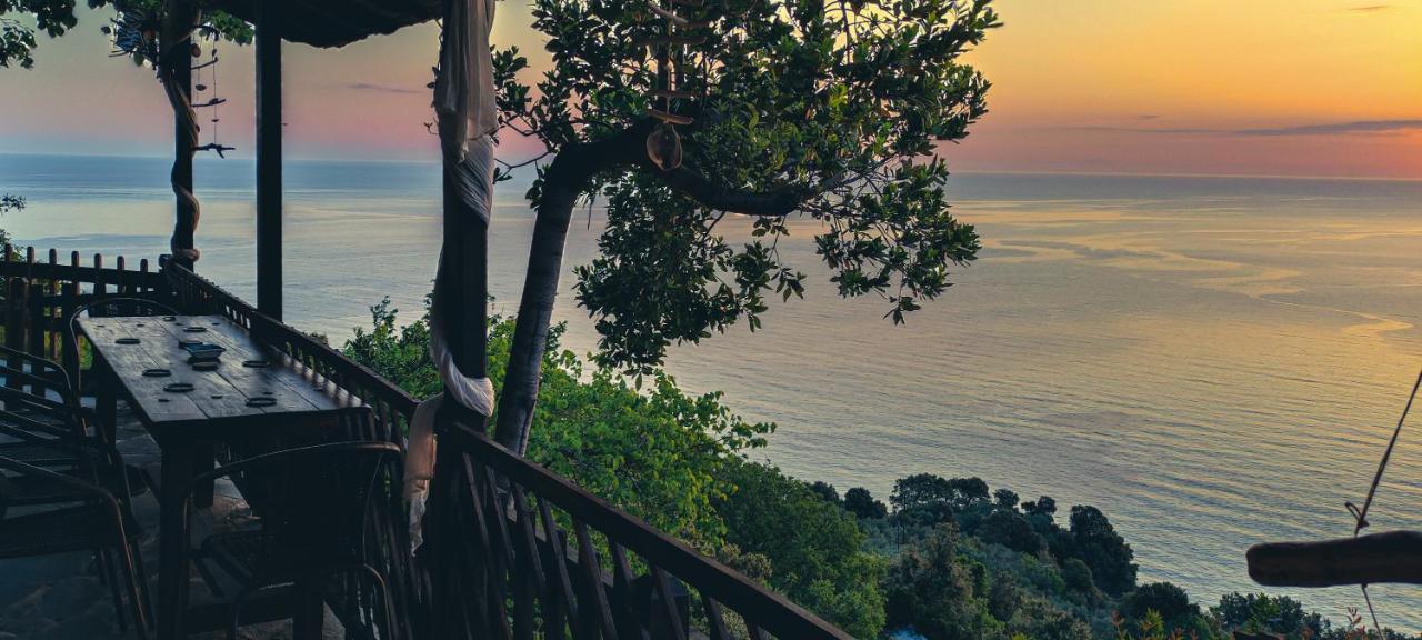 Villa Balcony On The Rocks Agioi Saranta Exterior foto